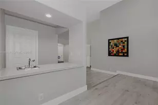 945 NW 202nd Ave, Pembroke Pines, FL 33029 - Photo 7