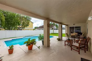 945 NW 202nd Ave, Pembroke Pines, FL 33029 - Photo 33