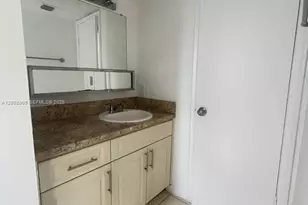 500 NW 114th Ave, Sweetwater, FL 33172 - Photo 9