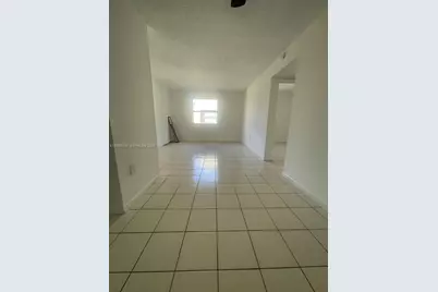 500 NW 114th Ave #201, Sweetwater, FL 33172 - Photo 5