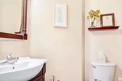 11320 NW 43rd Ter, Doral, FL 33178 - Photo 27