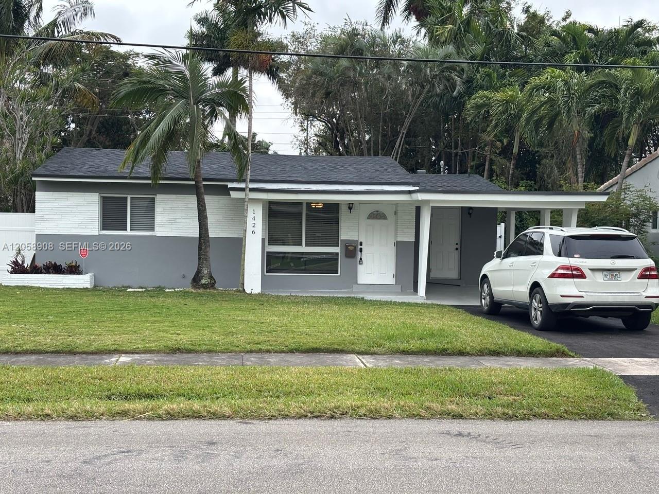 1426 Arthur St #1426 - 1426 Arthur St #1426, Hollywood, FL 33020 Luxury Property | Jose Angel Pina