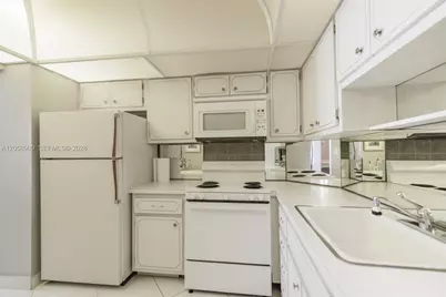 1950 S Ocean Dr #5Q, Hallandale Beach, FL 33009 - Photo 25