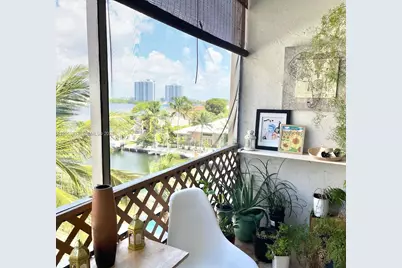2935 NE 163rd St #5P, North Miami Beach, FL 33160 - Photo 5