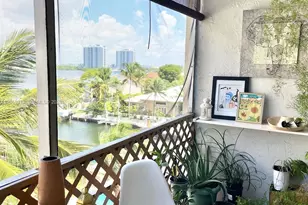 2935 NE 163rd St, North Miami Beach, FL 33160 - Photo 5