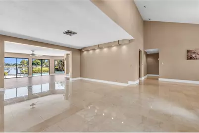 12731 NW 1st St, Plantation, FL 33325 - Photo 9