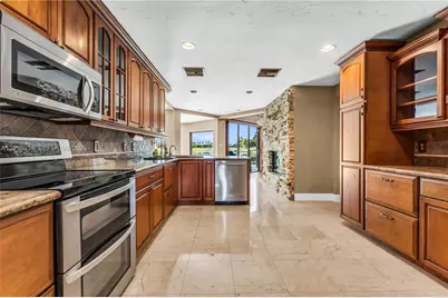 12731 NW 1st St, Plantation, FL 33325 - Photo 15