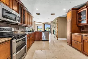 12731 NW 1st St, Plantation, FL 33325 - Photo 15