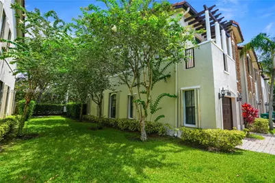 10341 NW 32nd Ter, Doral, FL 33172 - Photo 11
