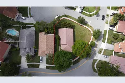 1970 NW 178th Ter #1, Pembroke Pines, FL 33029 - Photo 19