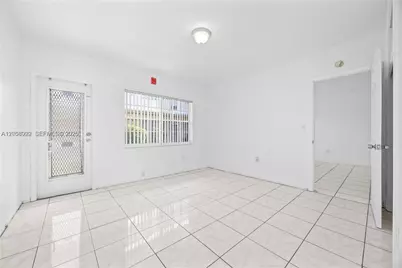 2072 NE 169th St #2, North Miami Beach, FL 33162 - Photo 15
