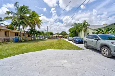 227 SW 30th Ave #B, Miami, FL 33135 - Photo 15