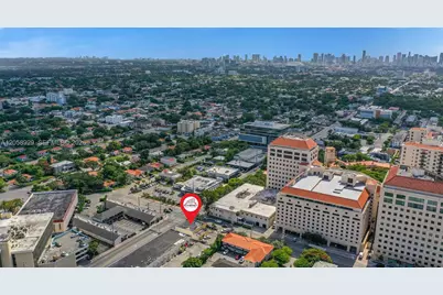 3800 SW 8th St, Coral Gables, FL 33134 - Photo 9
