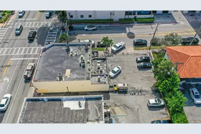 3800 SW 8th St, Coral Gables, FL 33134 - Photo 7