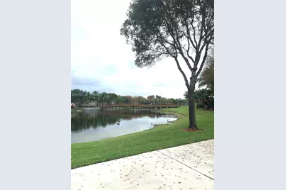 2427 Centergate Dr #305, Miramar, FL 33025 - Photo 11