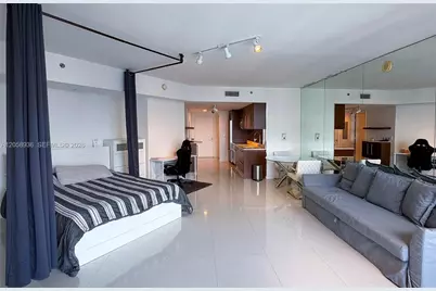 475 Brickell Ave #5008, Miami, FL 33131 - Photo 7