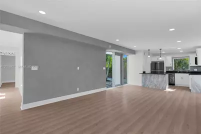 5801 NW 20th St, Margate, FL 33063 - Photo 7
