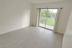 13250 SW 7th Ct, Pembroke Pines, FL 33027 - Photo 17