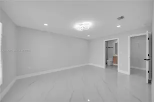 1042 Darlington St, Other City - In The State Of Florida, FL 33974 - Photo 9