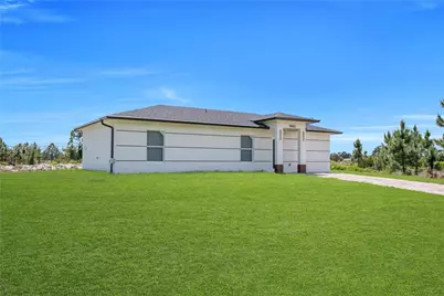 1042 Darlington St, Other City - In The State Of Florida, FL 33974 - Photo 3