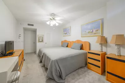 1980 S Ocean Dr #5E, Hallandale Beach, FL 33009 - Photo 19