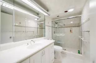 1980 S Ocean Dr, Hallandale Beach, FL 33009 - Photo 31