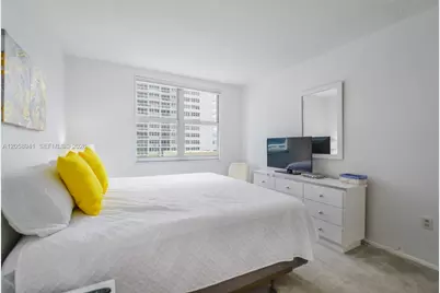 1980 S Ocean Dr #5E, Hallandale Beach, FL 33009 - Photo 17
