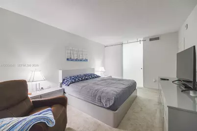 1980 S Ocean Dr #5E, Hallandale Beach, FL 33009 - Photo 11