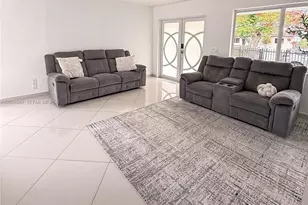 20130 SW 106th Ave, Cutler Bay, FL 33189 - Photo 3