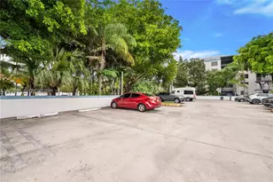 1720 NW N River Dr, Miami, FL 33125 - Photo 19