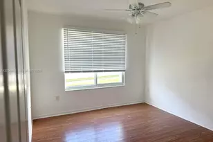401 Villa Cir, Boynton Beach, FL 33435 - Photo 9