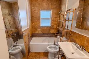 520 NE 129th St, North Miami, FL 33161 - Photo 13