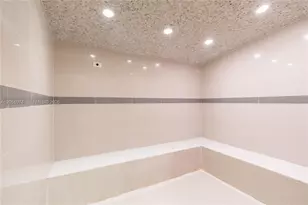 1111 SW 1st Ave, Miami, FL 33130 - Photo 33