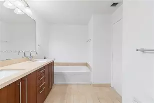 1111 SW 1st Ave, Miami, FL 33130 - Photo 9