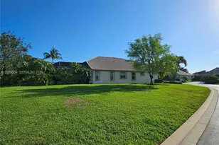 2540 Egret Lake Dr, Greenacres, FL 33413 - Photo 3