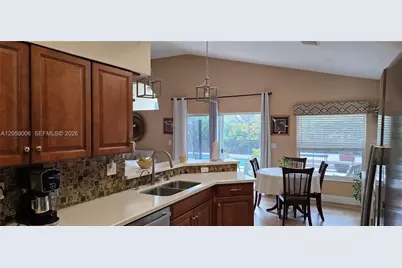 2540 Egret Lake Dr, Greenacres, FL 33413 - Photo 31