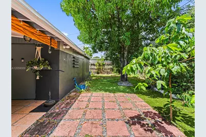 6721 Allen St, Hollywood, FL 33024 - Photo 37