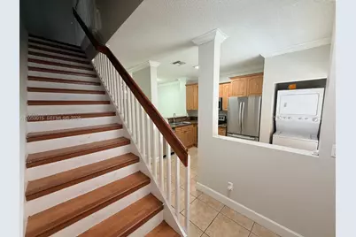 752 SW 122nd Ter, Pembroke Pines, FL 33025 - Photo 5