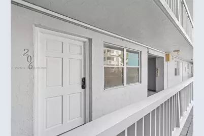 7620 Carlyle Ave #206, Miami Beach, FL 33141 - Photo 3