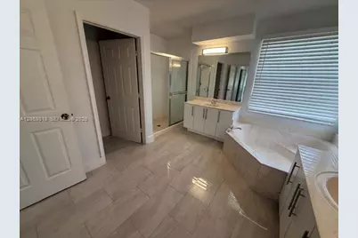 5402 NW 120th Ave, Coral Springs, FL 33076 - Photo 11