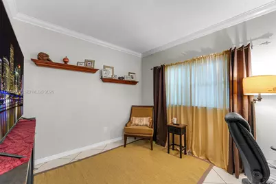 9110 SW 203rd Ter, Cutler Bay, FL 33189 - Photo 9