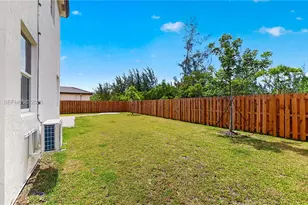2208 SE 30th St, Homestead, FL 33035 - Photo 59