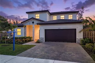 2208 SE 30th St, Homestead, FL 33035 - Photo 3
