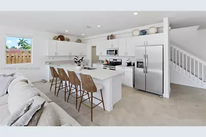 2208 SE 30th St, Homestead, FL 33035 - Photo 23