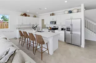 2208 SE 30th St, Homestead, FL 33035 - Photo 23