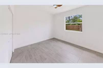 2208 SE 30th St, Homestead, FL 33035 - Photo 33