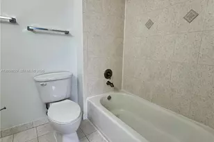 16743 Hemingway Dr, Weston, FL 33326 - Photo 11