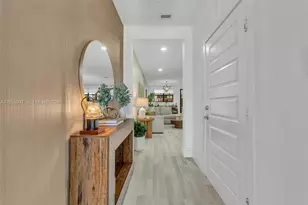 10533 NW 78th Terrace, Doral, FL 33178 - Photo 5