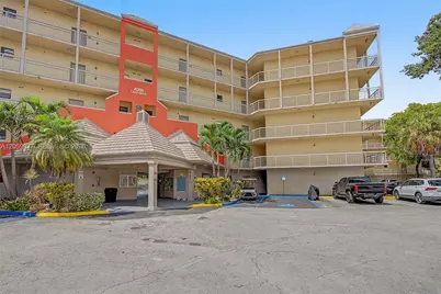 8290 Lake Dr #538, Doral, FL 33166 - Photo 17