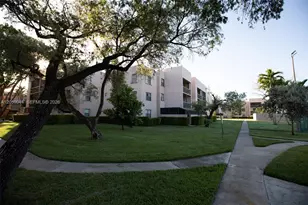 10425 SW 112th Ave, Miami, FL 33176 - Photo 13